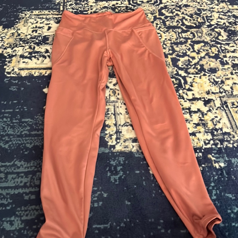 Cute pink leggings look just like lulu